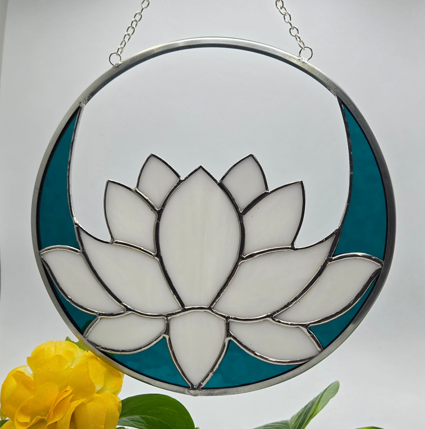 Hanging Lotus